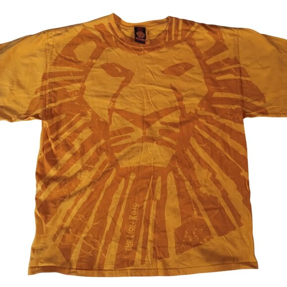 XL T-Shirt Disney The Lion King AOP Musical Mandalay Bay Gold Cotton Y2K Vtg - Picture 1 of 8